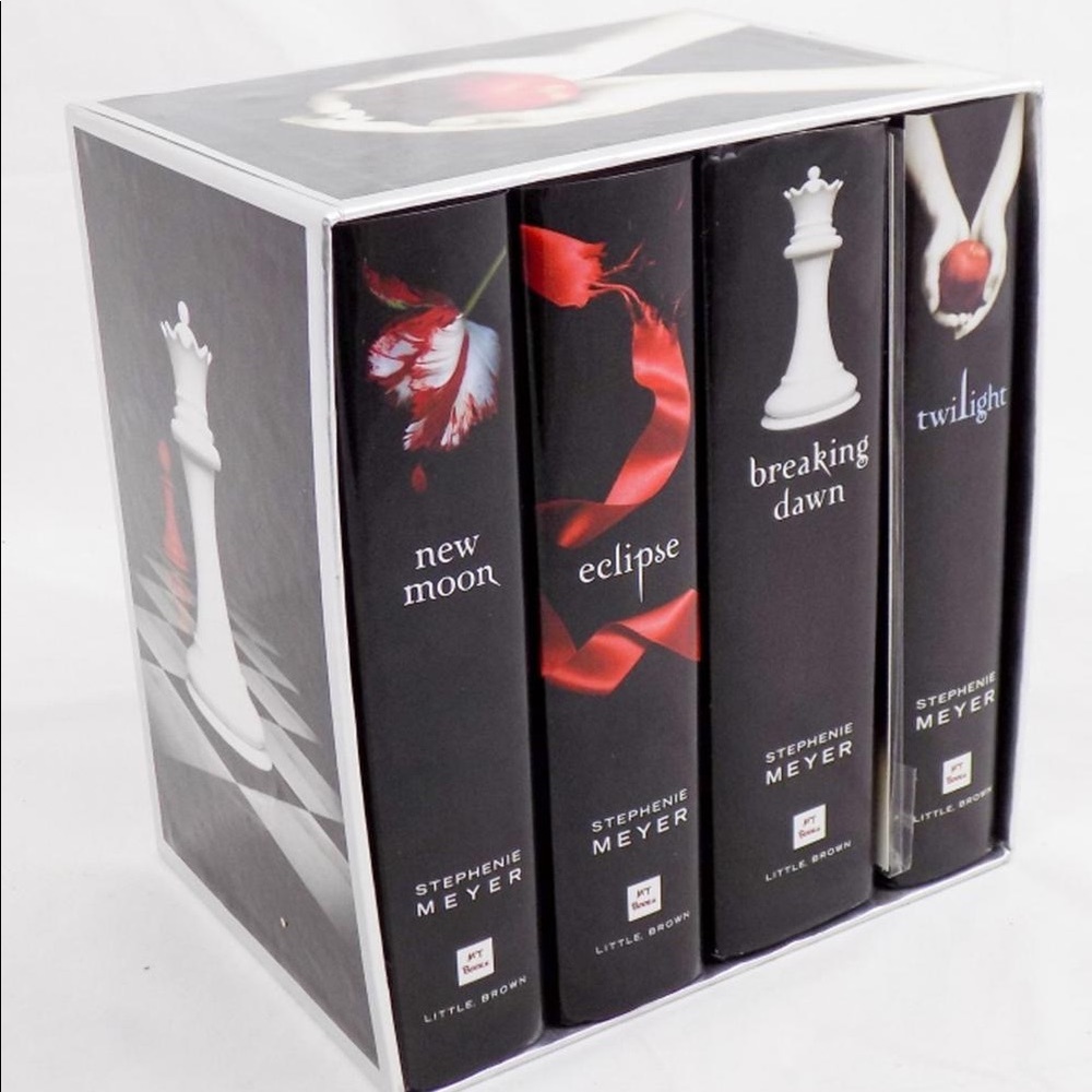 Twilight, New Moon, Eclipse, Breaking Dawn Hardcover Box Set